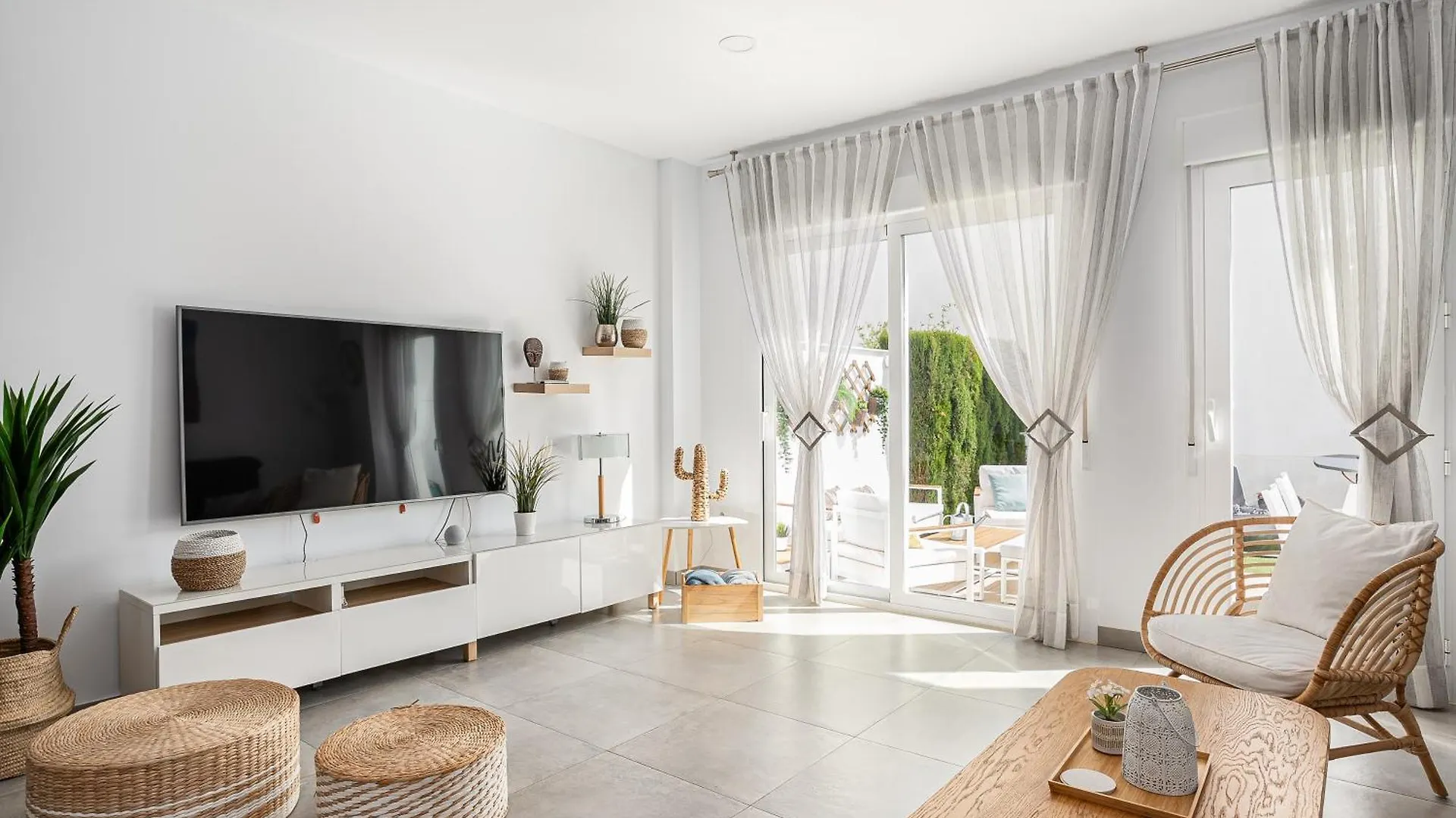 Casa La Playa-Conil Vacaciones De Lujo En Conil Con Todas Las Comodidades Netflix-Hbo-Disney-Canales De Futbol-Wifi Alta Velocidad-Smart Tv 65