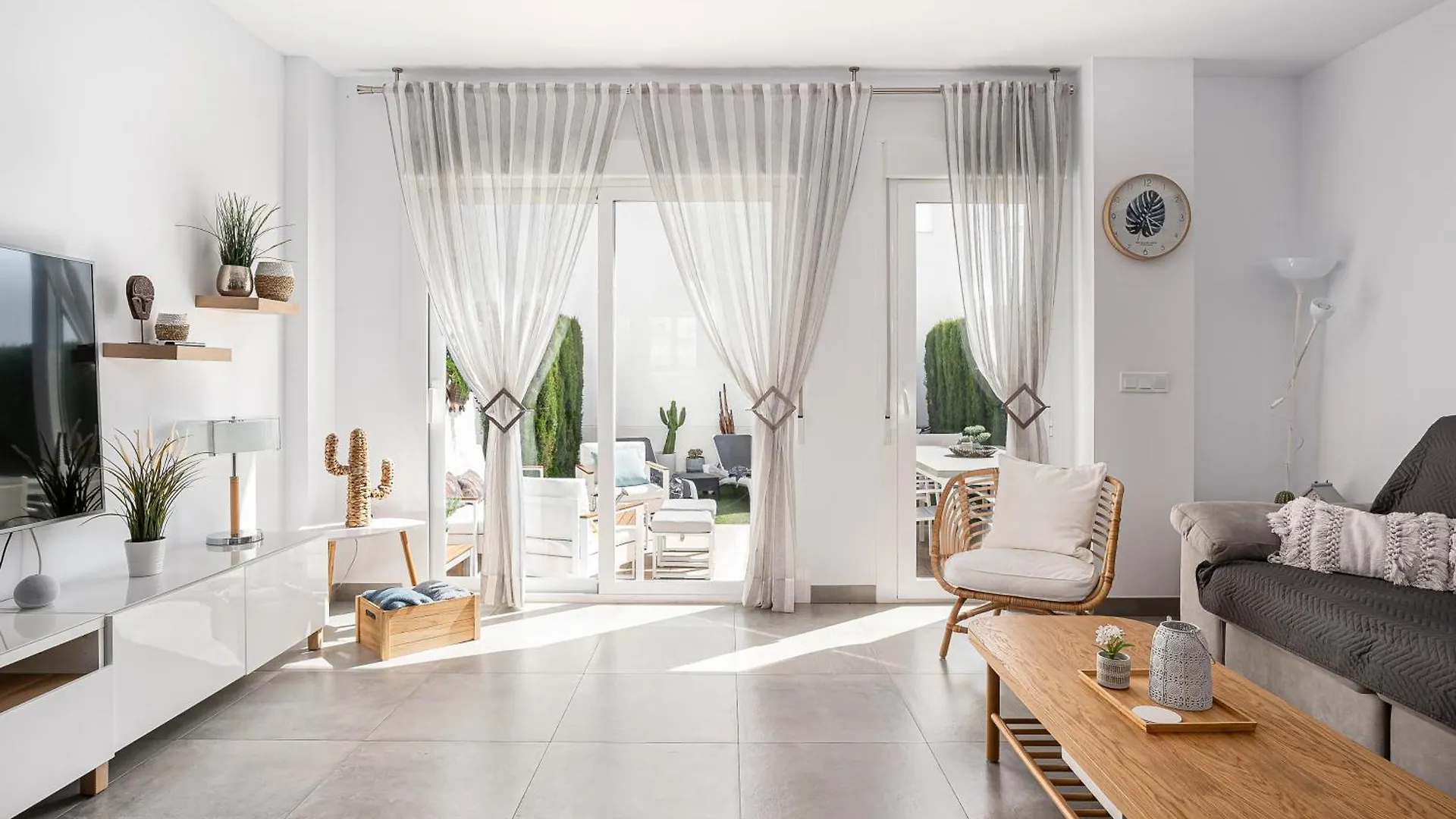 Apartamento Casa La Playa-Conil Vacaciones De Lujo En Conil Con Todas Las Comodidades Netflix-Hbo-Disney-Canales De Futbol-Wifi Alta Velocidad-Smart Tv 65